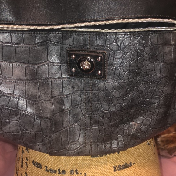 Gray and black relic purse - Picture 2 of 6